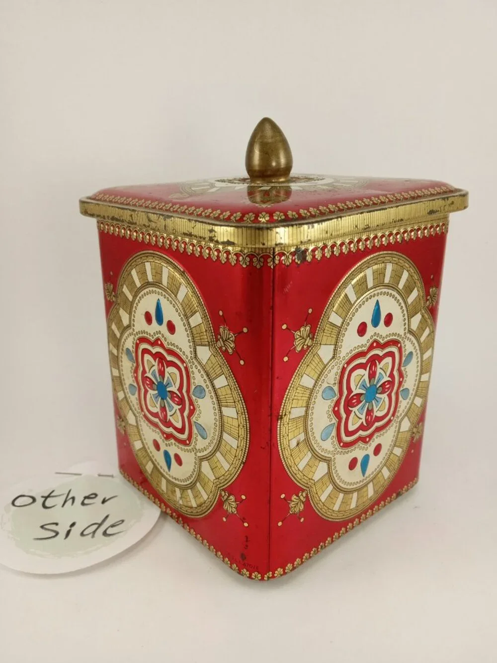 vintage Baret Ware Square Biscuit Tin, Candy Box, England ornate finial red gold